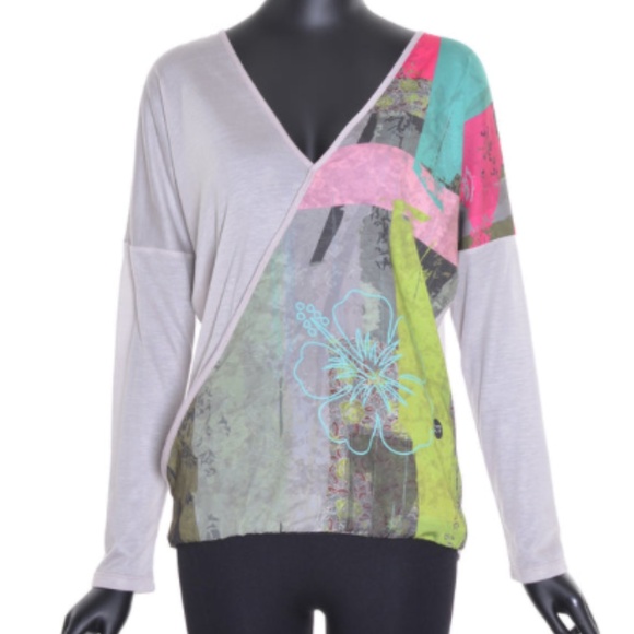 Volt Design Crossover Vee Top - Picture 1 of 11